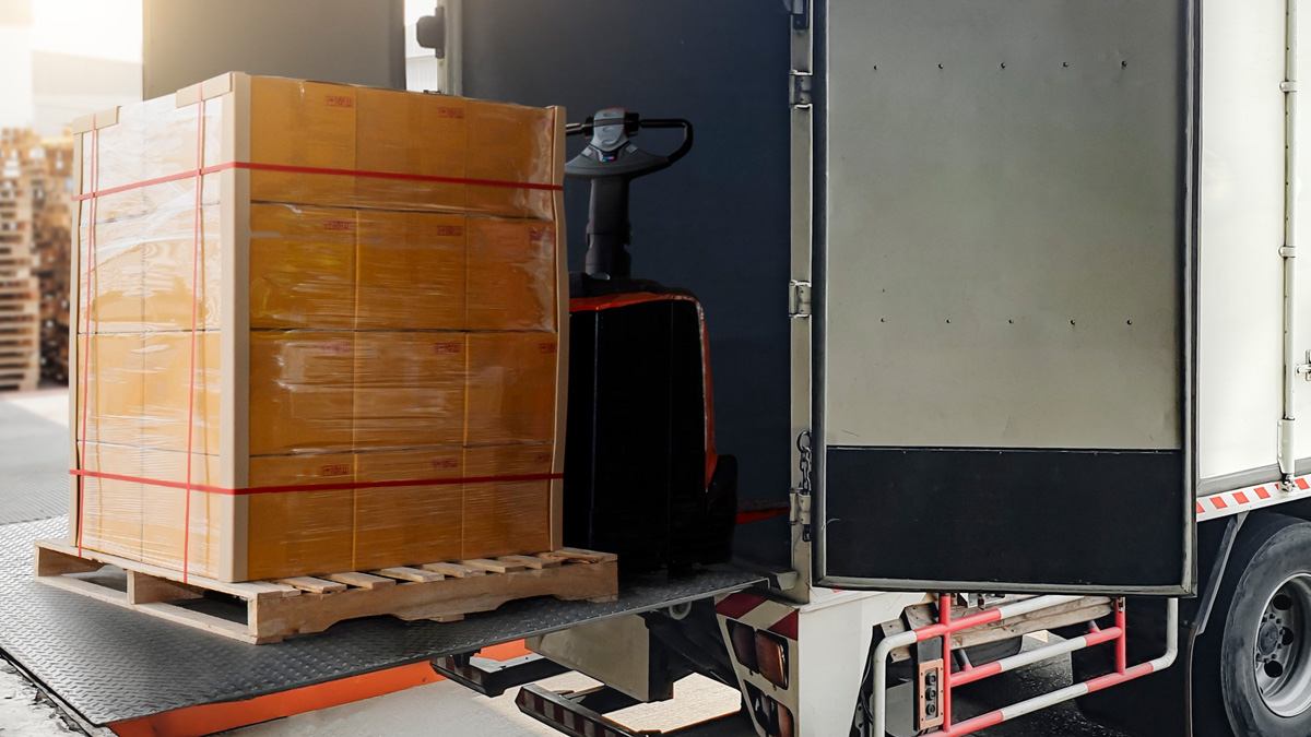 Freight consolidation on a loading dock